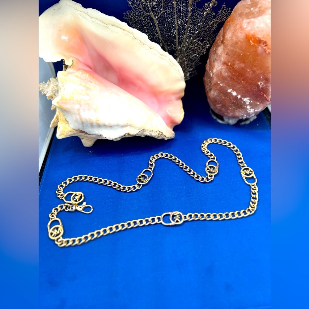 $60 NWOT Michael Kors Gold Logo Chain 37” Lobster Clasp Adjustable Belt